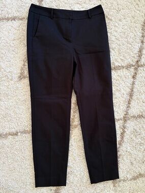 RW&Co Curvy Fit Slim Leg Ankle length dress pant.